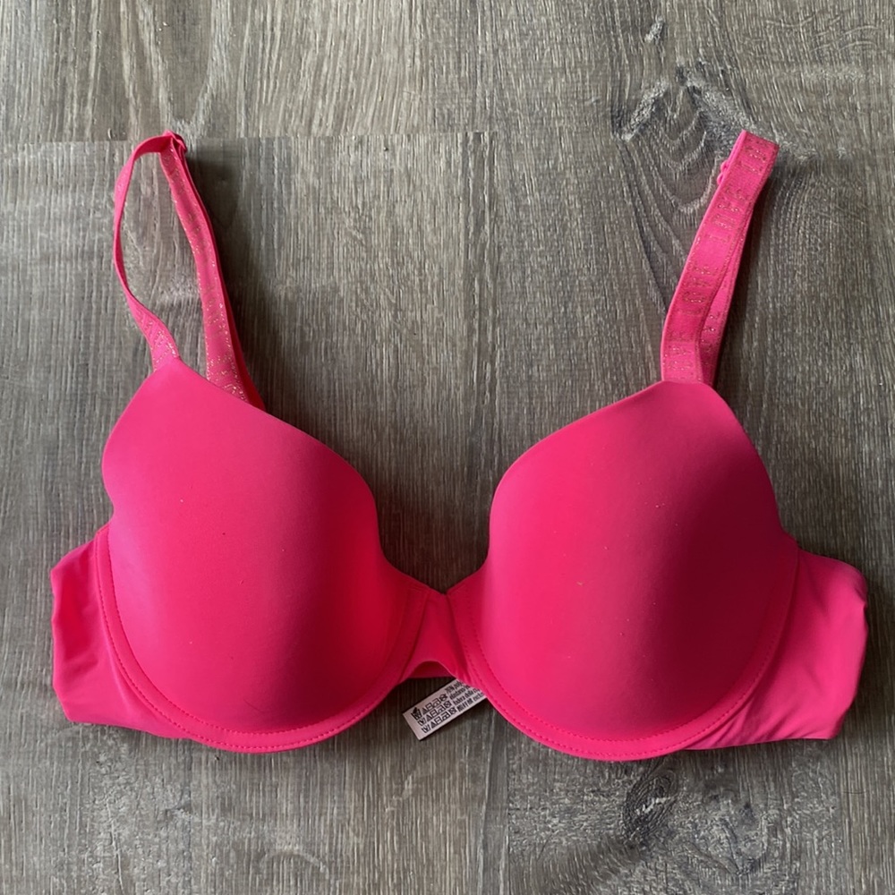 Victoria’s Secret bra 34C